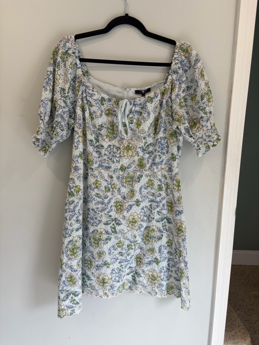 7 For All Mankind White Floral Puff-Sleeve Cottagecore Boho Eyelet Floral Mini